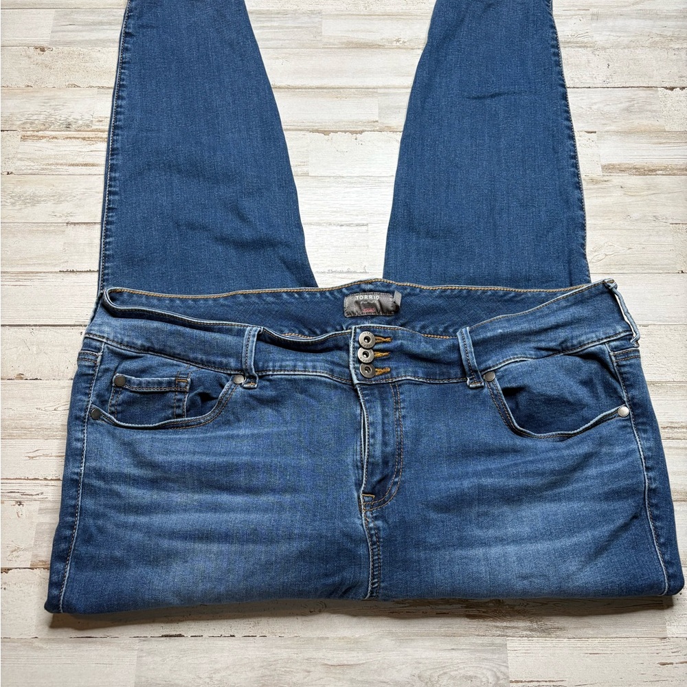 Torrid Womens Jeans Size 22R Jeggings Med Wash Blue Super Soft High Rise Stretch - Picture 5 of 15
